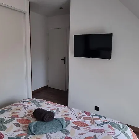 Proche Circuit Des 24h Du Mans Bed and breakfast Ecommoy