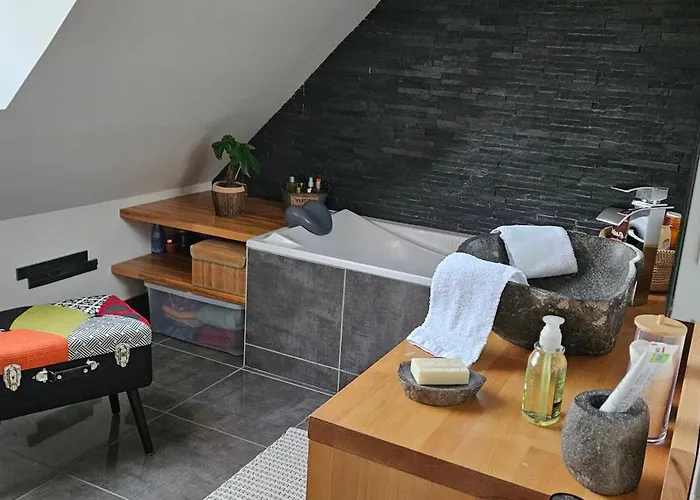 Frühstückspension Proche Circuit Des 24h Du Mans *